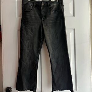 America Eagle High Rise Cropped Flare Jeans in Black size 14 short